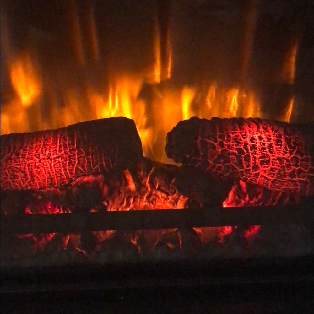 Meet your Posher, Elena